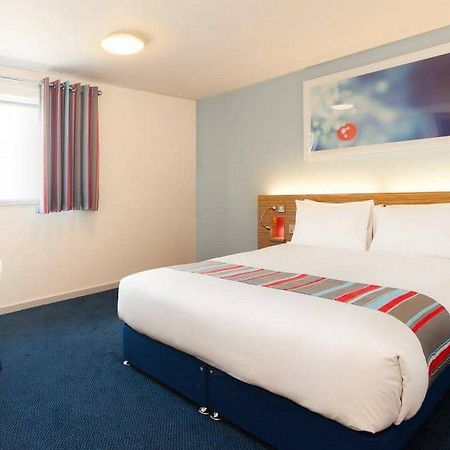 Travelodge London Vauxhall Exterior photo