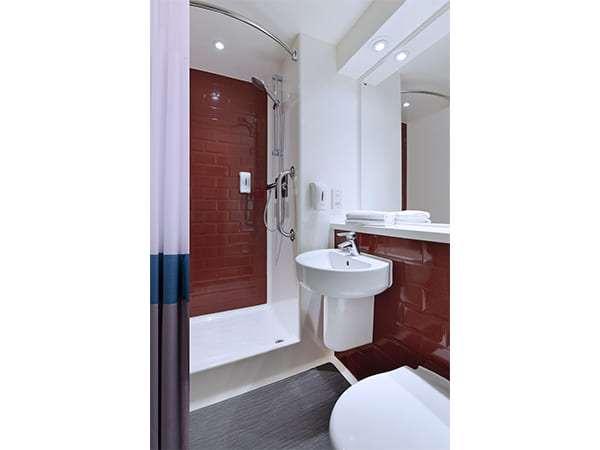 Travelodge London Vauxhall Exterior photo