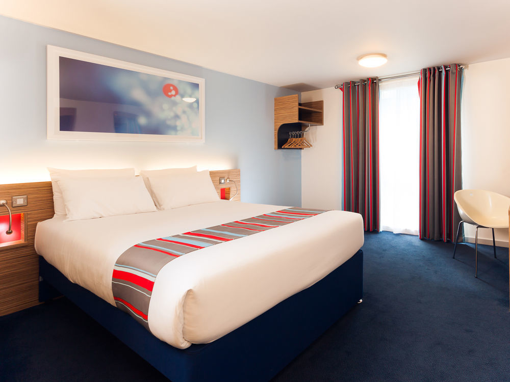 Travelodge London Vauxhall Exterior photo
