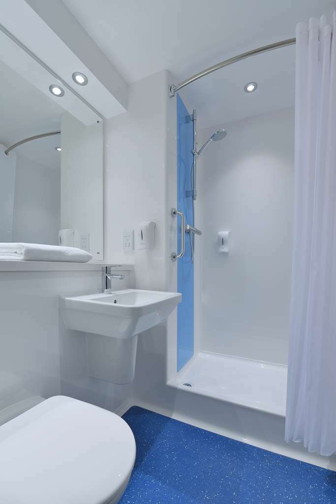 Travelodge London Vauxhall Room photo